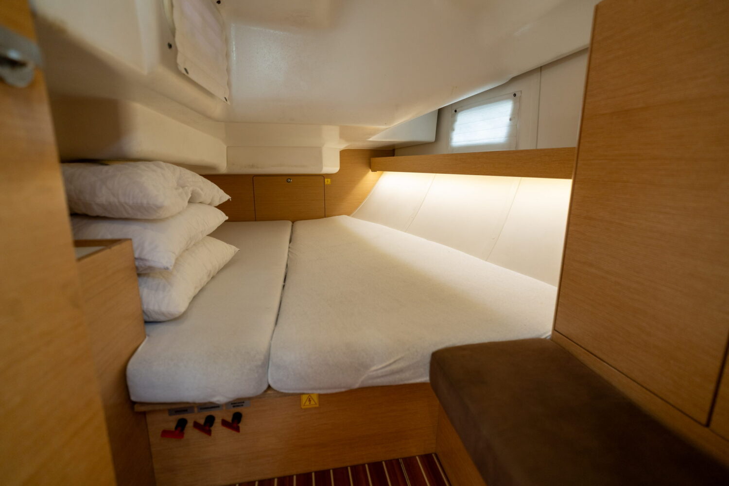 Elan-40-impression16